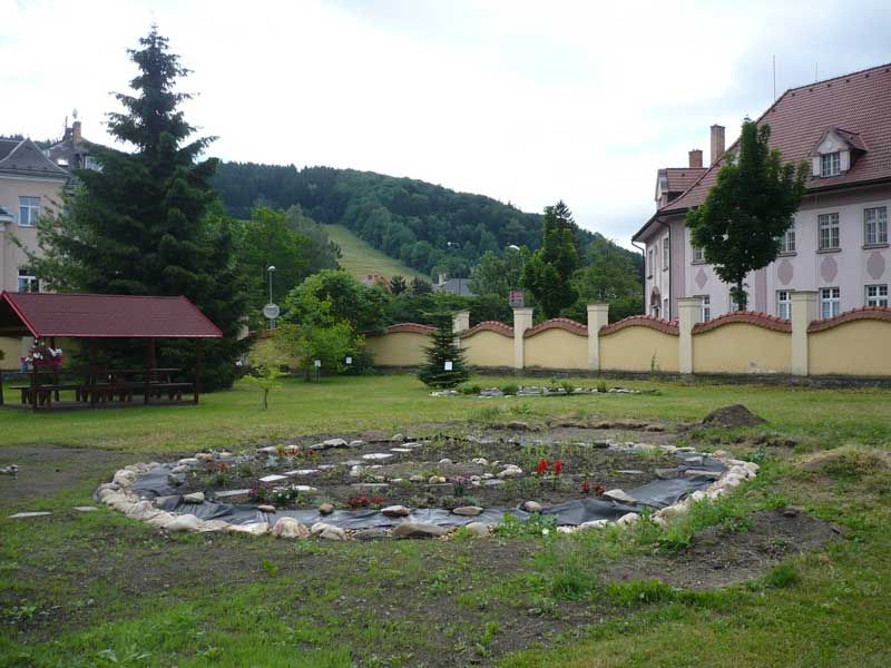 Revitalizace zahrady a rekonstrukce skleníku