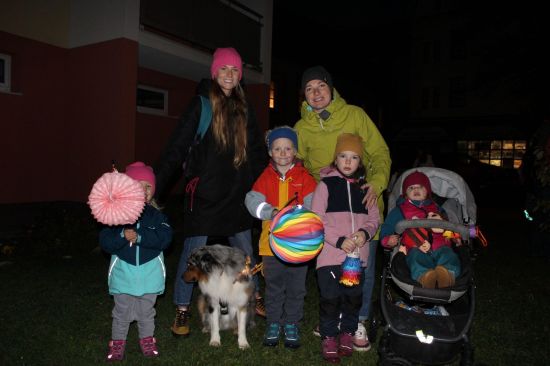 Martinská slavnost s spáváním broučků